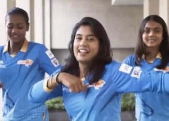 Mithali Raj Dance:Gujarat Giants Mentor Mithali Raj Grooves To Manike Mage Hithe Ahead Of Women Premier League