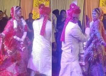 Dulha Dulhan Dance Video: Desi Bride Groom Dance On Govinda Hit Song Khula Hai Mera Pinjra Video Goes Viral On Social Media, Couple Dance, Bride Groom Funny Dance Video