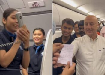 Anupam Kher Thanks IndiGo Airline Crew For Making Him Feel Special Onboard: Bollywood Actor Anupam Kher Honoured Bengaluru Flight, Actor Shares Photos Happy Handwritten Note Crew