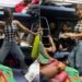 Indias Got Talent Contestant Dances To Saami Saami Song On Train | Girl Is Seen-dancing In Front Of Passengers On Sami Sami Song, Ladki Ne Train Me Kiya Dance