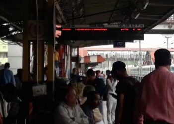 3 मिनट तकपटना रेलवे स्टेशन की स्‍क्रीन पर चलती रही पॉर्न क्लिप, 5 ऐसे और मामले हो चुके हैं