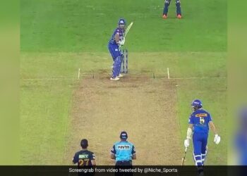 Watch Arjun Tendulkar 1st Six In IPL Arjun Tendulkar Six Video To Mohit Sharma GT Vs MI IPL 2023