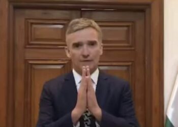 British High Commissioner To India Alex Ellis Shares Post About Delhi Weather, Did A Funny Tweet Relates