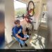 Seeing The Picture Of A Child Traveling With A Bicycle In The Metro, The User Said – This Is Our Future! – मेट्रो में साइकिल के साथ यात्रा कर रहे बच्चे की तस्वीर देख यूज़र ने कहा