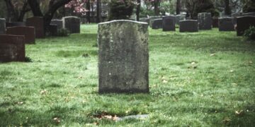 Employee Asks For Leave To Pay Respects To Ancestors Boss Demands Strange Proof To Know The Exact Reason For Leave