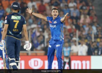 IPL 2023: Arjun Tendulkar Comeback With A Bang, Dismissed Wriddhiman Saha