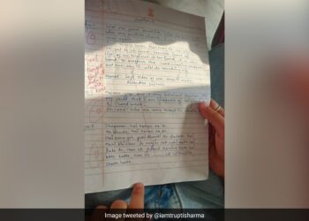 Student Wrote Teacher Praise In Answer Sheet But What The Teacher Wrote Nobody Imagine