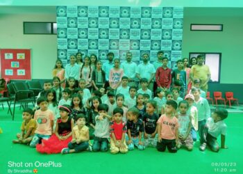 समर केम्प के समापन समारोह में बच्चो द्वारा नृत्य प्रस्तुत किये गए एवं ट्रिकी मैथ्स का प्रदर्शन किया गया