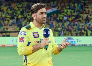 प्रसिद्ध हस्तियों के खिलाफ विज्ञापनों की शिकायतों में भारी वृद्धि, धोनी का नाम सबसे आगे