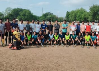 पुलिस अधीक्षक श्री पुनीत गेहलोद ने की हॉकी खिलाड़ियों की हौसला अफजाई