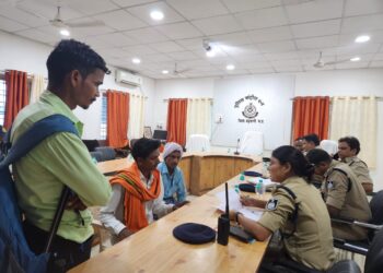 मंगलवार को जिला पुलिस कंट्रोल रूम बड़वानी में जनसुनवाई का आयोजन किया