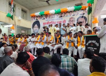 *इंदौर शहर कांग्रेस के नवनियुक्त अध्यक्ष श्री सुरजीत सिंह चड्डा ने कांग्रेस कार्यालय गांधी भवन में अपना पदभार ग्रहण किया*