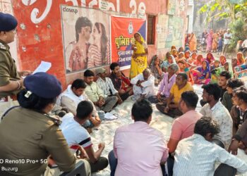 थाना जुलवानिया पुलिस द्वारा ग्राम लिंगवा में पुलिस चौपाल का किया आयोजन*