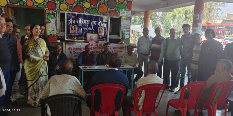 सड़क सुरक्षा सप्ताह के अंतर्गत नेत्र परीक्षण शिविर का आयोजन