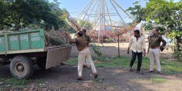 थाना राजपुर पुलिस स्टाफ द्वारा साफ सफाई अभियान के तहत थाना परिसर की साफ सफाई की गई