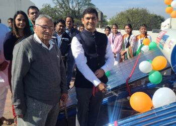  बैंक ऑफ बड़ौदा ने गणतंत्र दिवस पर कस्तूरबा ग्राम की छात्राओं के चेहरे पर ला दी मुस्कान