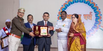 कुक्षी थाना प्रभारी राजेश यादव हुए सम्मानित