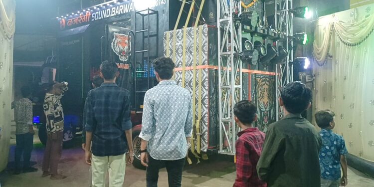 पुलिस ने बिना अनुमति डीजे बजाने वाले डीजे संचालक के विरूध्‍द की कार्यवाही