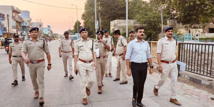 माननीय श्री राजनाथ सिंह केंद्रीय रक्षा मंत्री, भारत सरकार का ठीकरी विजिट को लेकर बड़वानी पुलिस ने किये सुरक्षा के पुख्ता इंतजा