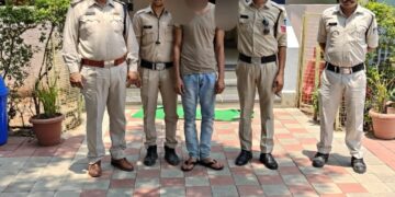 पुलिस अधीक्षक बड़वानी श्री पुनीत गेहलोद के नेतृत्व व दिशा निर्देश में लोकसभा चुनाव आचार संहिता को दृष्टिगत रखते हुए जिले में चलाया जा रहा है “ऑपरेशन हवालात”