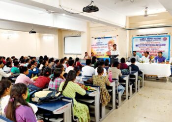 समाजकार्य को नई दिशा व दशा प्रदान करते है समाजकार्य के विद्यार्थी – डॉ वर्मा