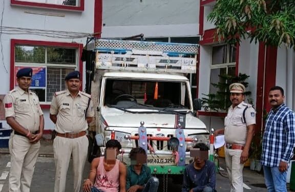 बड़वानी पुलिस के द्वारा गोवंश तस्करी के विरुद्ध एक ओर प्रभावी कार्यवाही