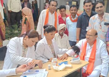 सेंधवा में आयोजित हुआ विशाल ऐतिहासिक स्वास्थ्य शिविर