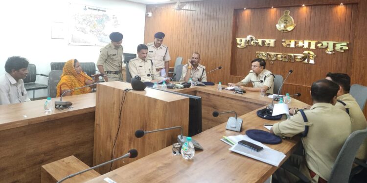 पुलिस अधीक्षक बड़वानी, श्री पुनीत गेहलोद के दिशा निर्देश में की गई जनसुनवाई
