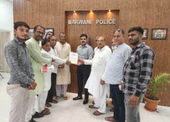 मुस्लिम समुदाय के प्रतिनिधि मंडल के द्वारा बड़वानी पुलिस का किया आभार व्यक्त