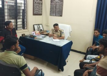 आगामी त्यौहारों को लेकर थाना निवाली पुलिस ने ली, डी.जे. संचालकों की बैठक