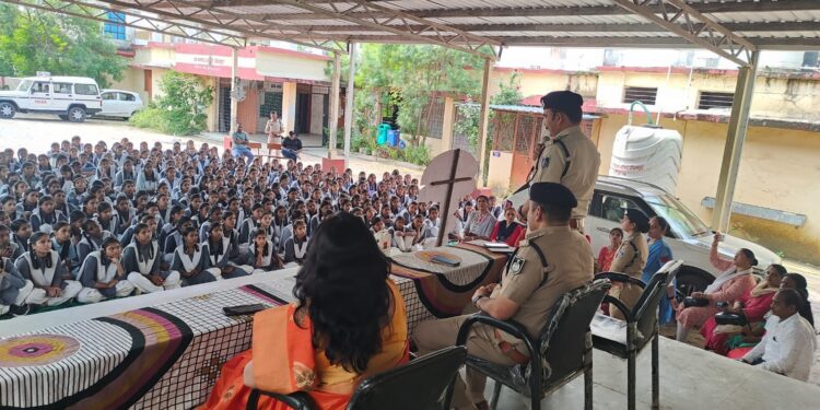 संपूर्ण जिले में महिलाओं के सम्मान में अभिमन्यु अभियान