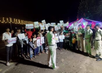 “मैं हूँ अभिमन्यु” अभियान के तहत जिला बड़वानी मे पुलिस के द्वारा किए जा रहे है जागरूकता कार्यक्रम