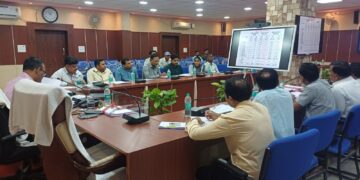 कलेक्टर ने की कृषि उत्पादन कार्यो की समीक्षा