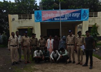 जुलवानिया पुलिस ने नाबालिग बालिका का अपहरण कर, बंधक बनाकर शादी हेतु खरीद-फरोख्त (मानव दुर्व्यापार) करने वाले अंतर्राज्यीय गिरोह का किया पर्दाफाश