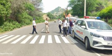 *सड़क हादसों में कमी लाने के लिए RTO बड़वानी, यातायात प्रभारी एवं सड़क प्रबंधन अधिकारियों ने किया निरीक्षण*