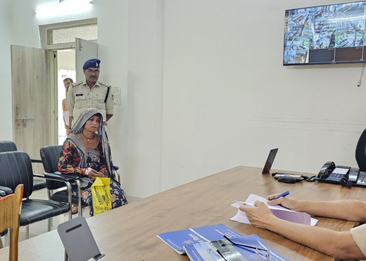 पुलिस अधीक्षक श्री जगदीश डावर ने जनसुनवाई में सुनी आमजन की समस्याएँ, दिए त्वरित समाधान के निर्देश