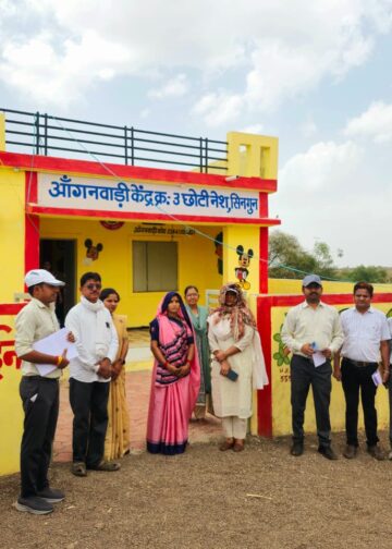कलेक्टर ने राजपुर जनपद का किया सघन भ्रमण,विकास कार्यों और हितग्राही मूलक योजनाओं का किया अवलोकन